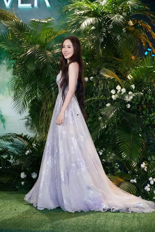 娄艺潇背景音乐,唤醒青春记忆的旋律之旅