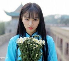 黄灿灿个人资料照片,青春洋溢的校园女神，魅力四射的时尚达人